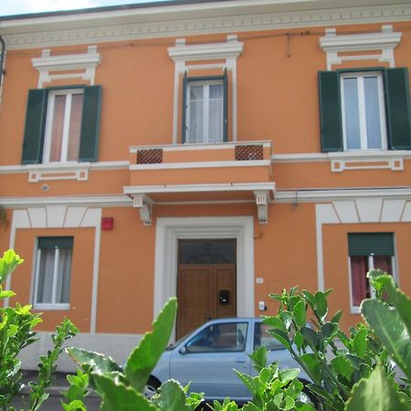 B&B Regina Margherita 皮昂比诺 外观 照片